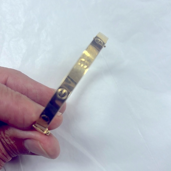 Jewelry - Bangle Bracelet 18K Yellow Gold